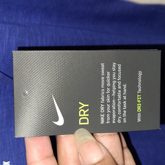 The Nike Tee NBA NY Knicks Dri- Fit Cotton V-Neck Athletic Blue Blk Wmns XXL NWT - Picture 10 of 12